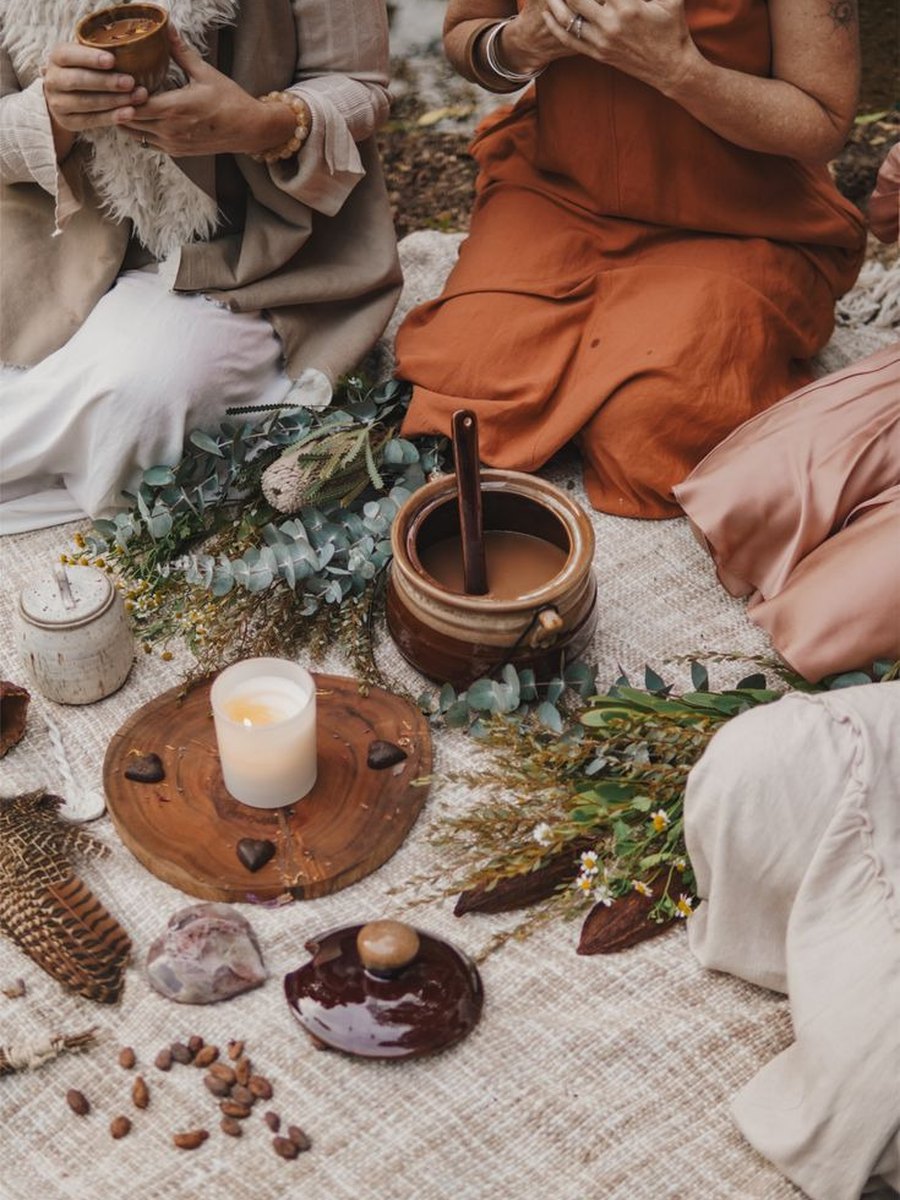Ceremonia de cacao en círculo